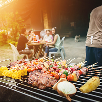Grillades, saucisses et brochettes : conseils pour un barbecue réussi