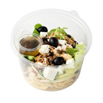 FABRIQUÉ DANS NOS ATELIERS Salade poulet féta olives