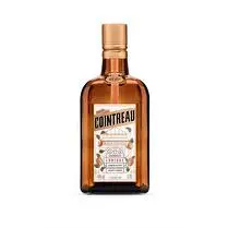 Cointreau, Liqueur à base d'écorces d'oranges