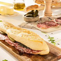 Votre rayon propose, SANDWICH SAUCISSON SEC