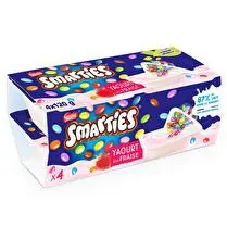 Smarties, Yaourt à la fraise, sucré et chocolat au lait dragéifié.