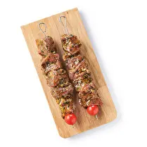 Votre boucher propose, Produit élaboré : Brochette d'agneau marinée Ail et fines herbes  à griller x 2