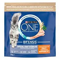 Purina, Croquettes spécial chat stérilisé riche en poulet et en blé