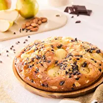 Votre pâtissier propose, Moelleux aux poires, pépites et amandes 6 personnes