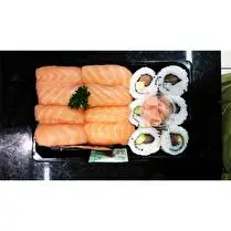 Sky Kitchen, 14 sushi saumon