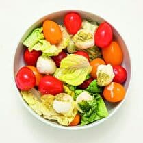 FABRIQUÉ DANS NOS ATELIERS Salade tomate mozzarella