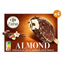 Carrefour, Batônnets géants Chocolat au lait & amandes, coeur vanille