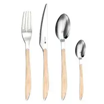 Carrefour, Ménagère 24 pièces bois clair