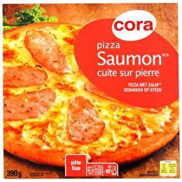 CORA Pizza au saumon cuite sur pierre
